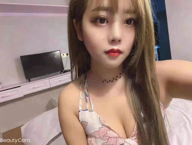 白云小萝莉诗诗